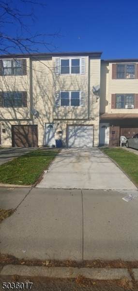 17 Essex St - Photo 1