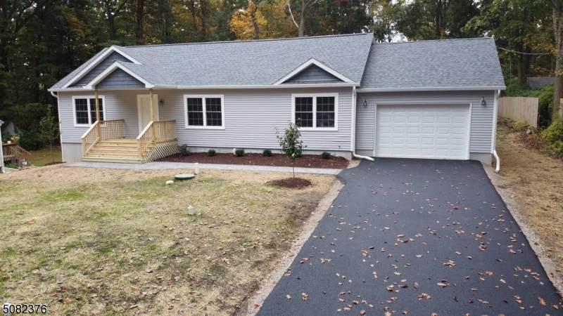 13 Homestead Rd - Photo 1
