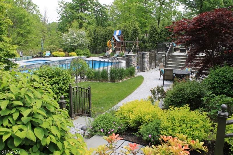51 Farmstead Rd - Photo 1