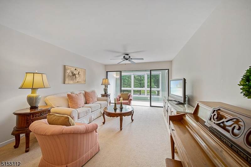 10 Sunrise Dr - Photo 1