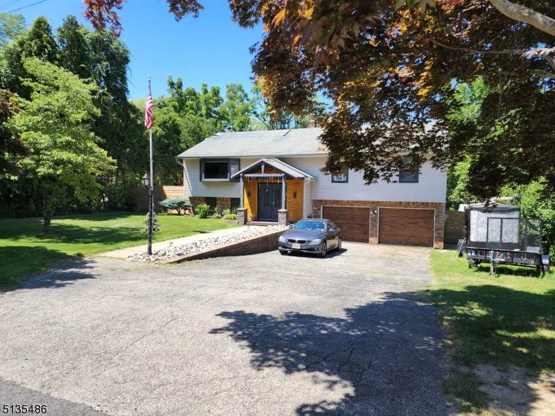 10 Marigold Ct - Photo 1