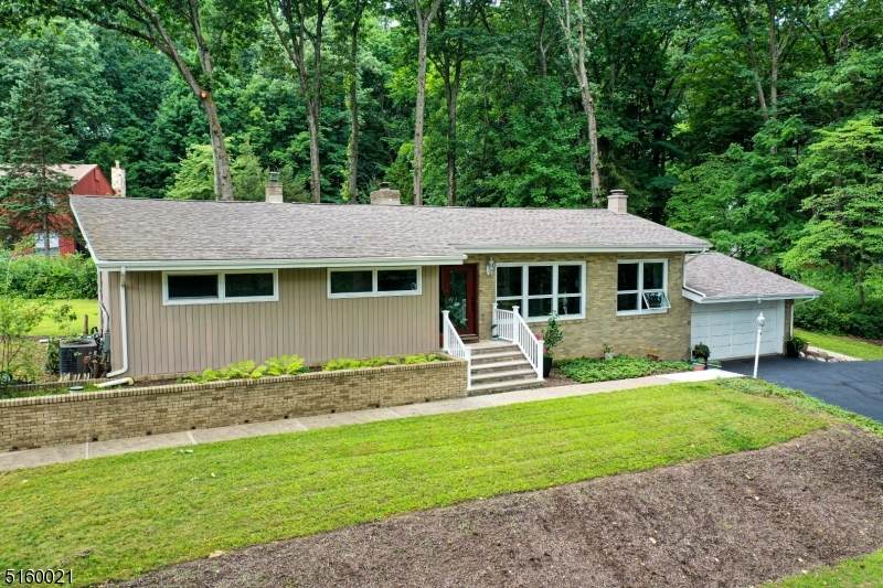 529 Colfax Rd - Photo 1