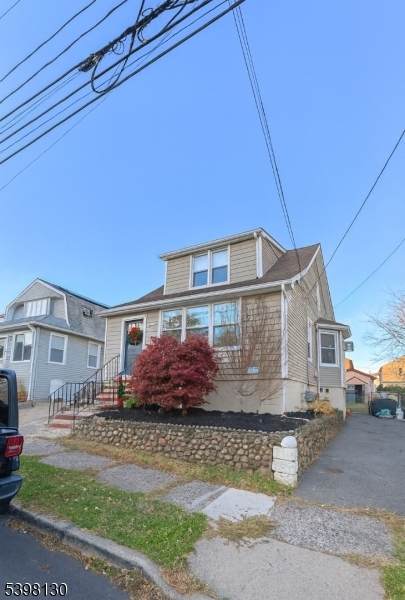 56 Gould St - Photo 1