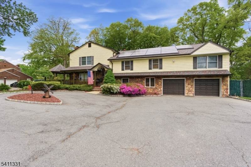 328 Hillside Ave - Photo 1