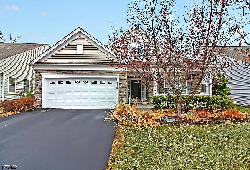 672 Post Ln - Photo 1