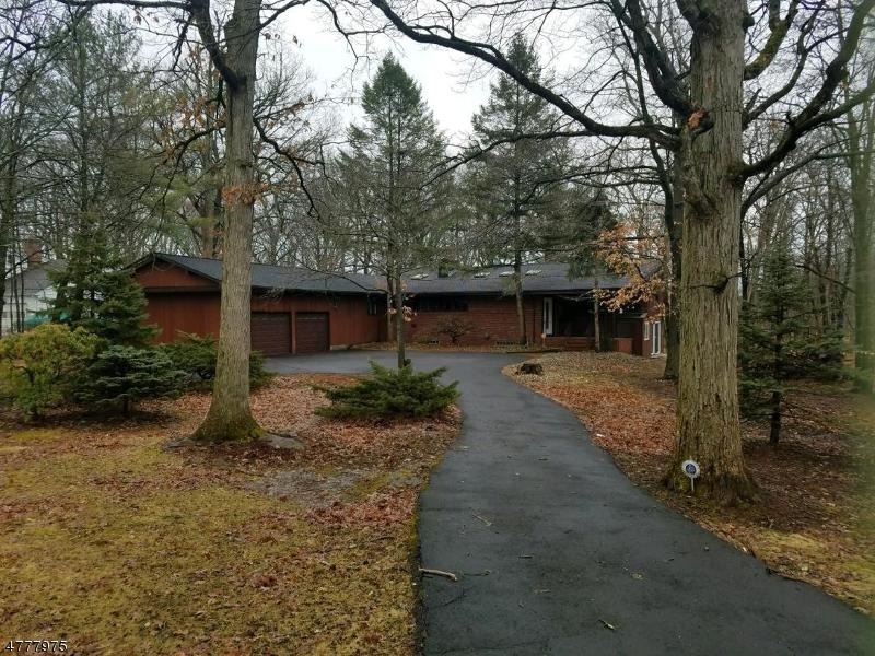 1002 Sunset Rdg - Photo 1