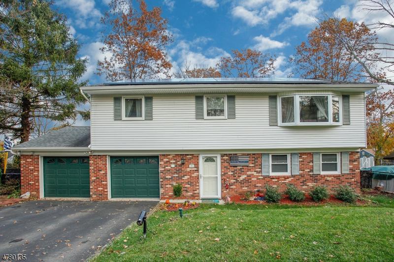 60 Lakeview Ave - Photo 1