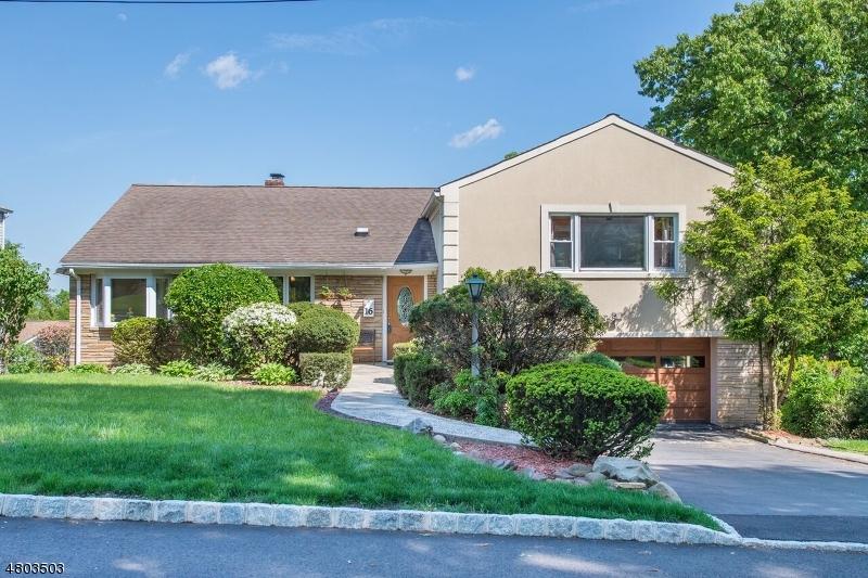 16 Devon Dr - Photo 1