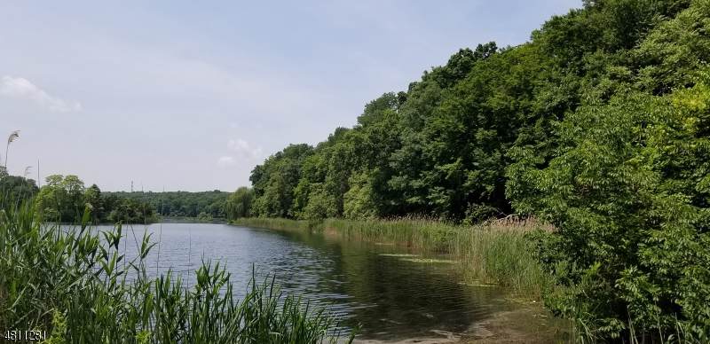 76 Skytop Rd - Photo 1