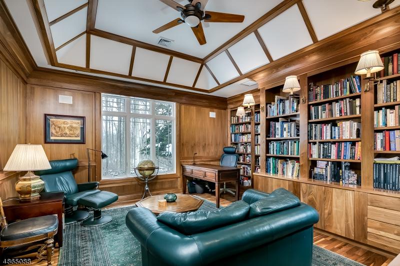 7 Sutton Rd - Photo 1