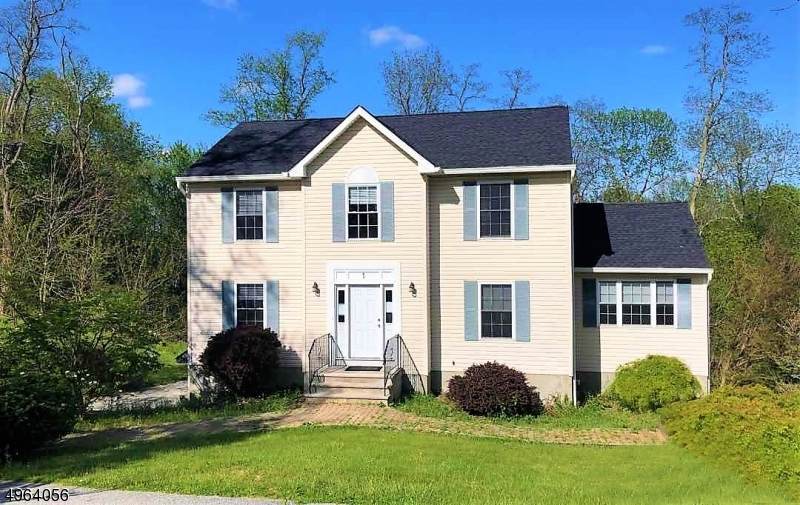 1 Harborside Dr - Photo 1