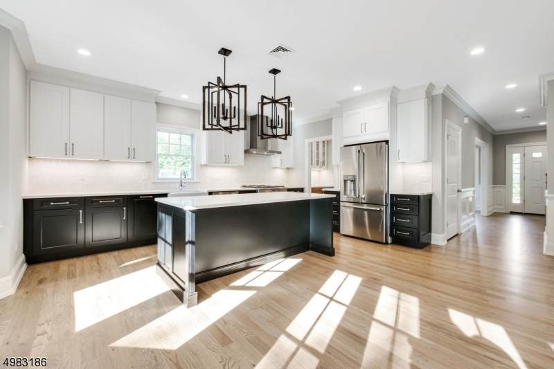 96 Rosedale Ave - Photo 1