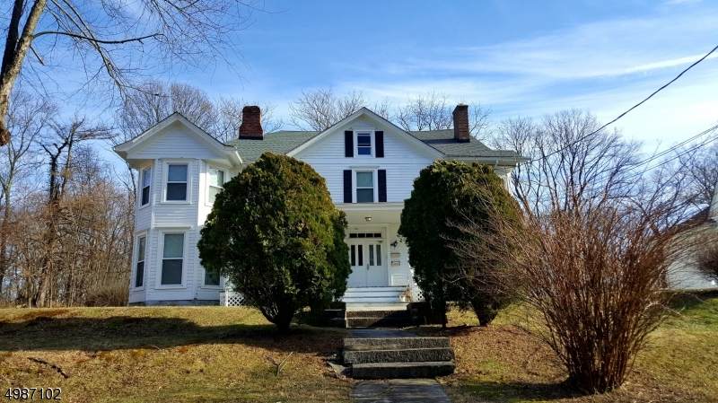55 Madison St - Photo 1