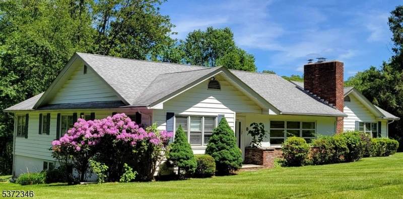 82 Mountainside Dr - Photo 1