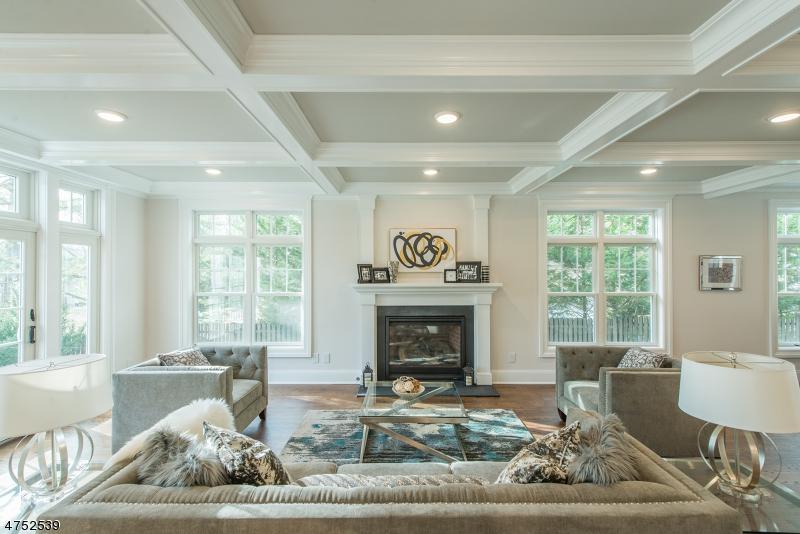 6 Jay Rd - Photo 1