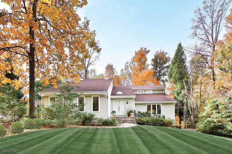 95 Linden Dr - Photo 1