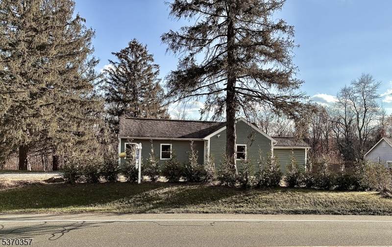 333 County Rd 565 - Photo 1