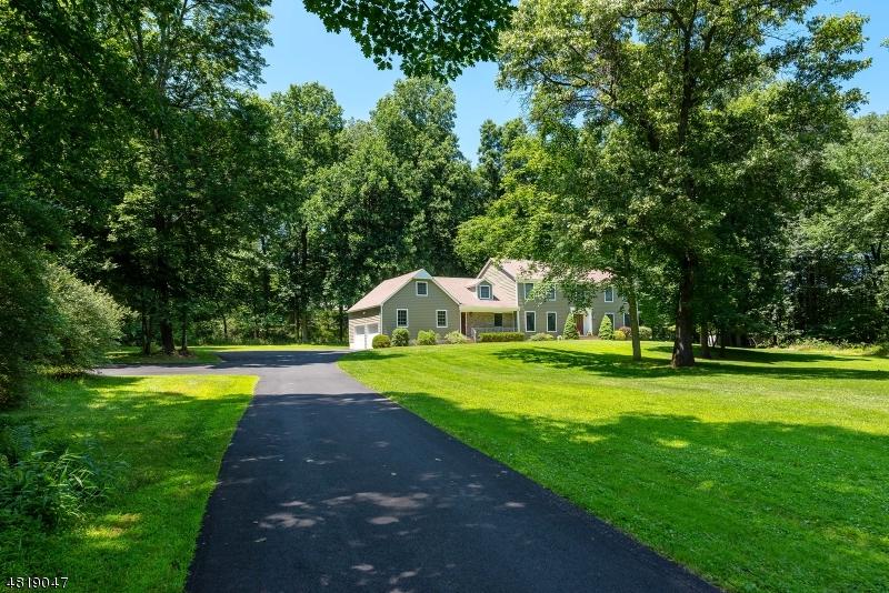 15 Chester Woods Dr - Photo 1