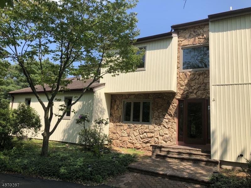 71 Livingston Dr - Photo 1