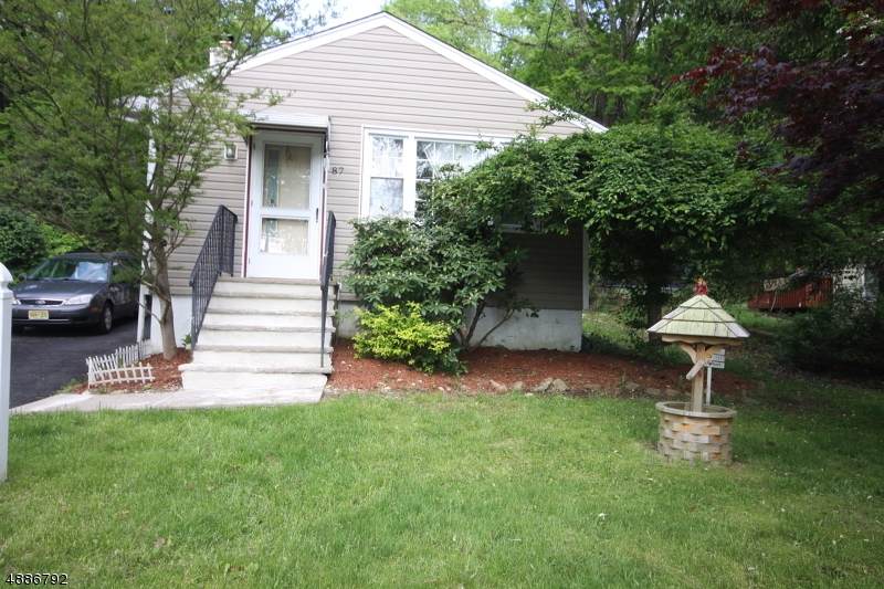 87 Frances Ave - Photo 1