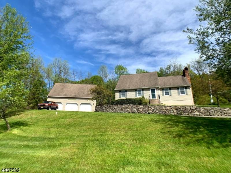 138 Overlook Dr - Photo 1
