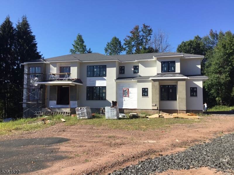 6 Twin Brooks Court - Photo 1