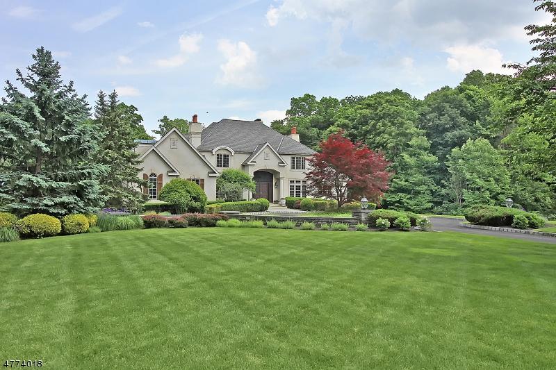 19 Stoningham Drive - Photo 1