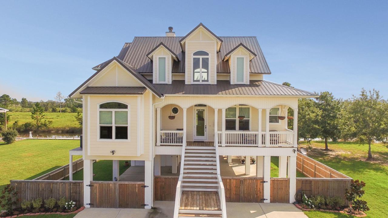 5109 Atlantis Dr - Photo 1