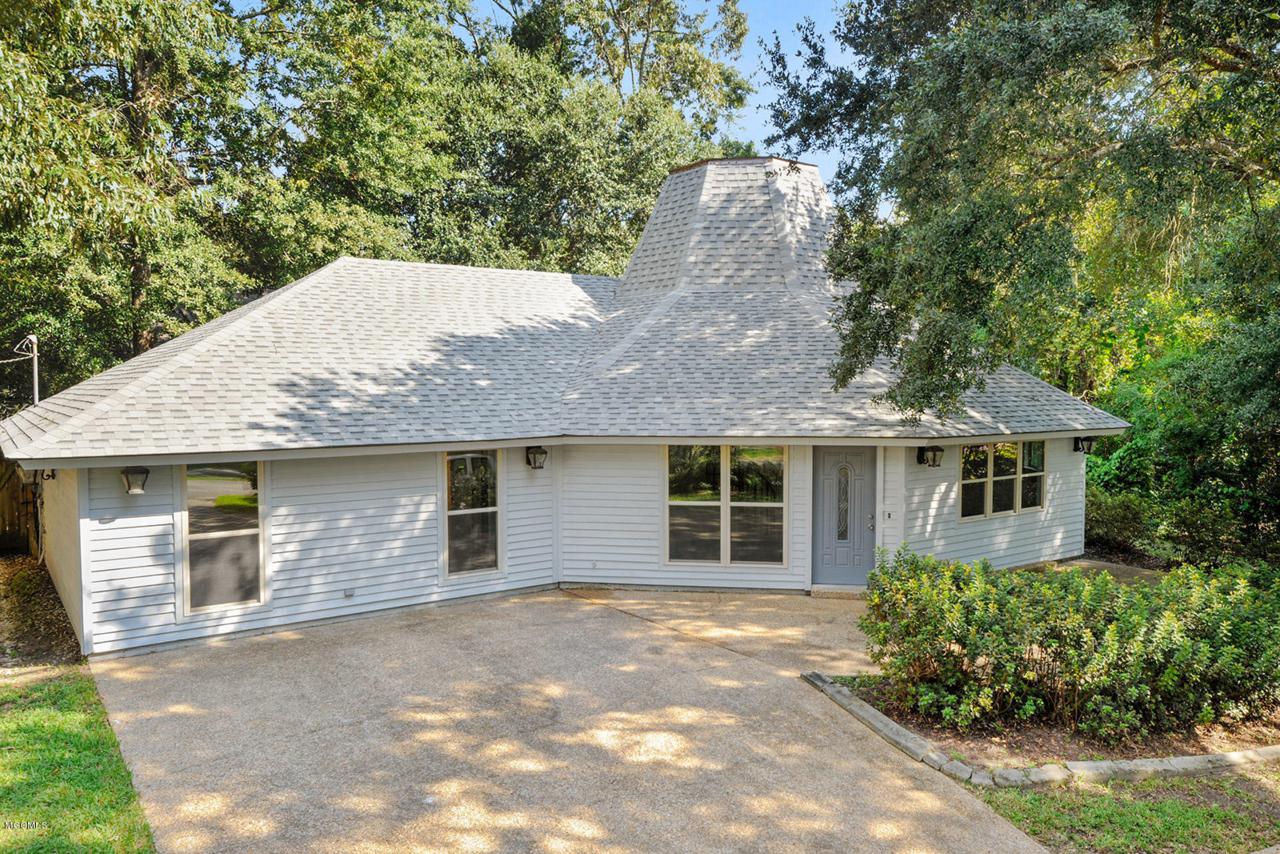 88372 Diamondhead Dr - Photo 1