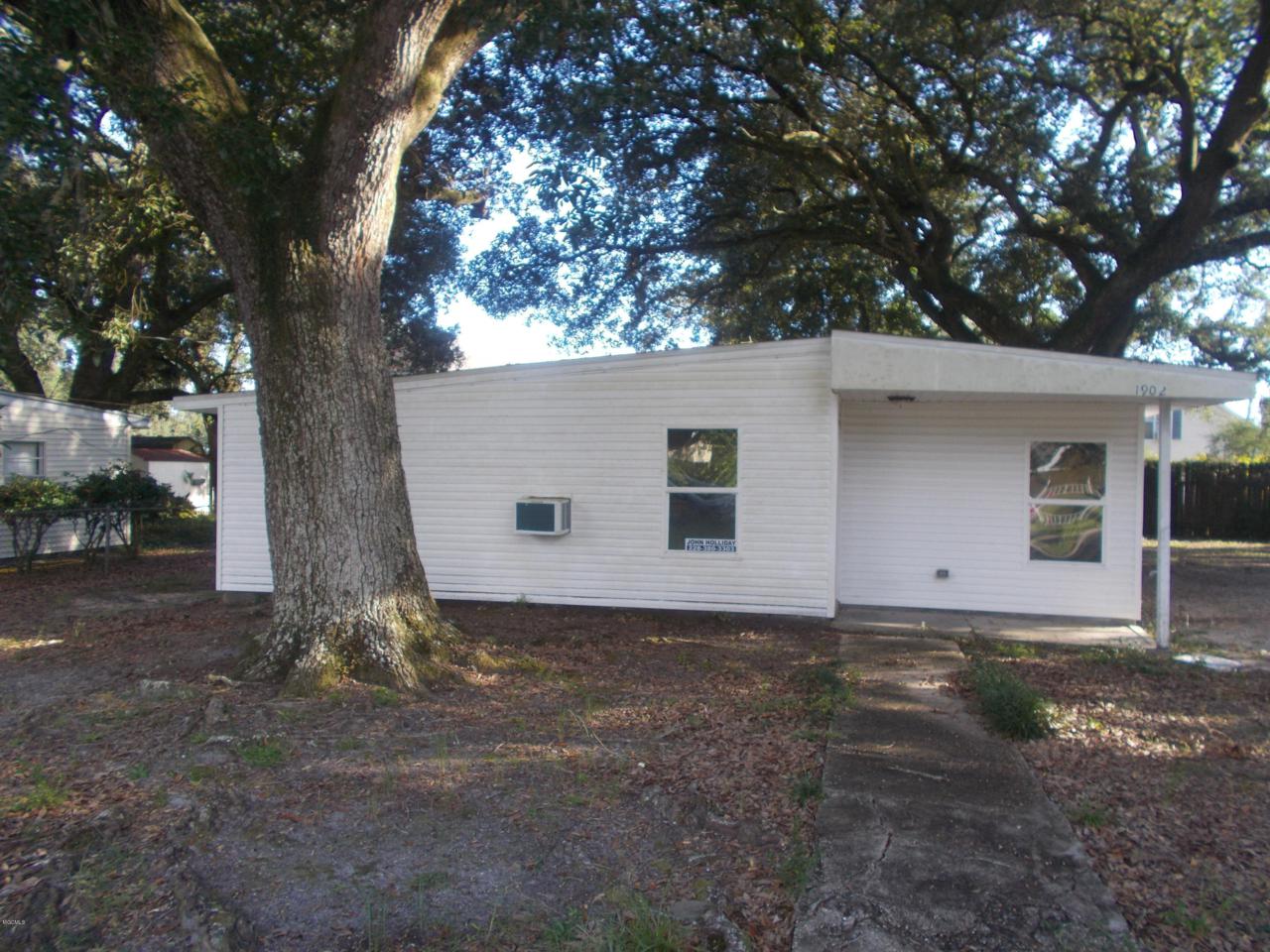 1902 Curcor Dr - Photo 1