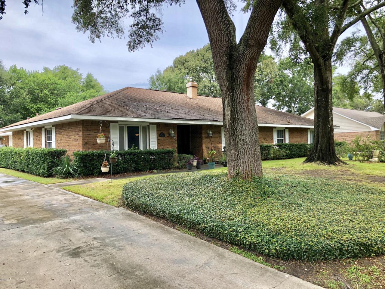 433 Melissa Dr - Photo 1