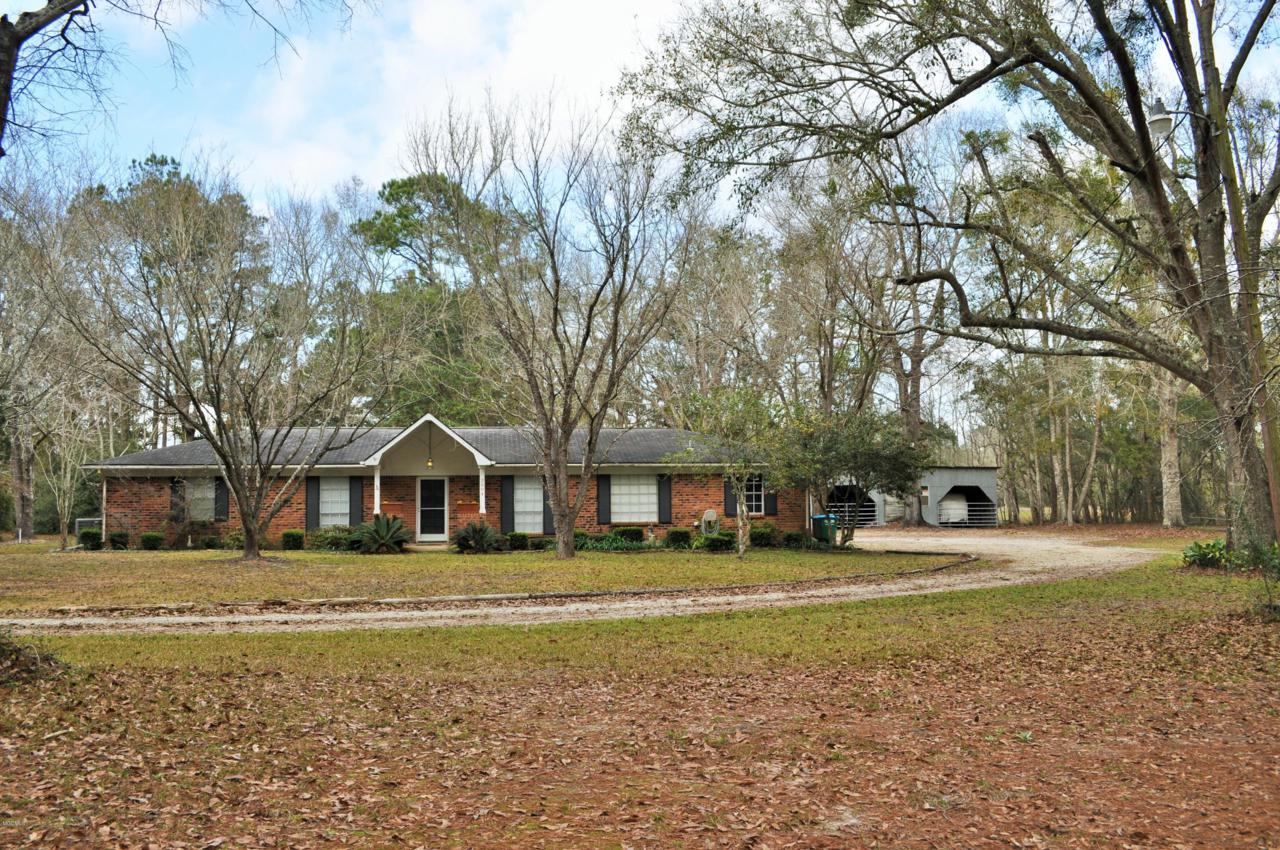 2804 Fairview Dr - Photo 1