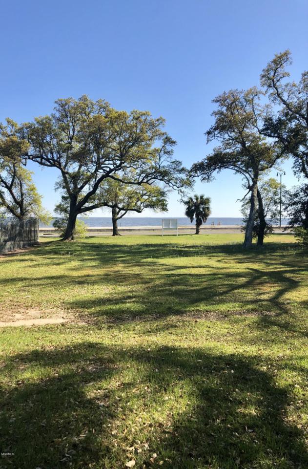 304 Beach Blvd - Photo 1