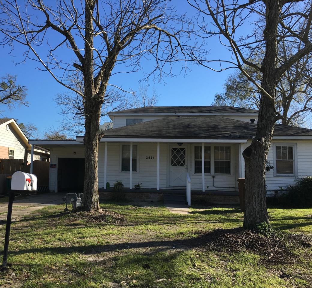 2061 Southern Ave - Photo 1