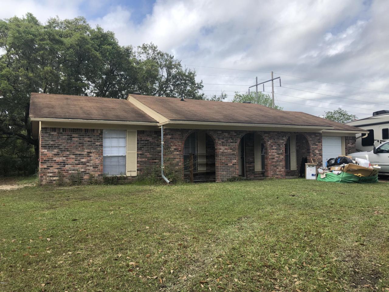 622 Meadow Dr - Photo 1
