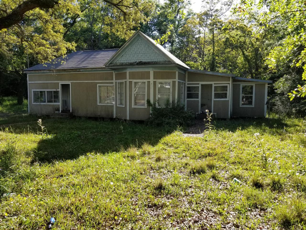 729 Tegarden Rd - Photo 1