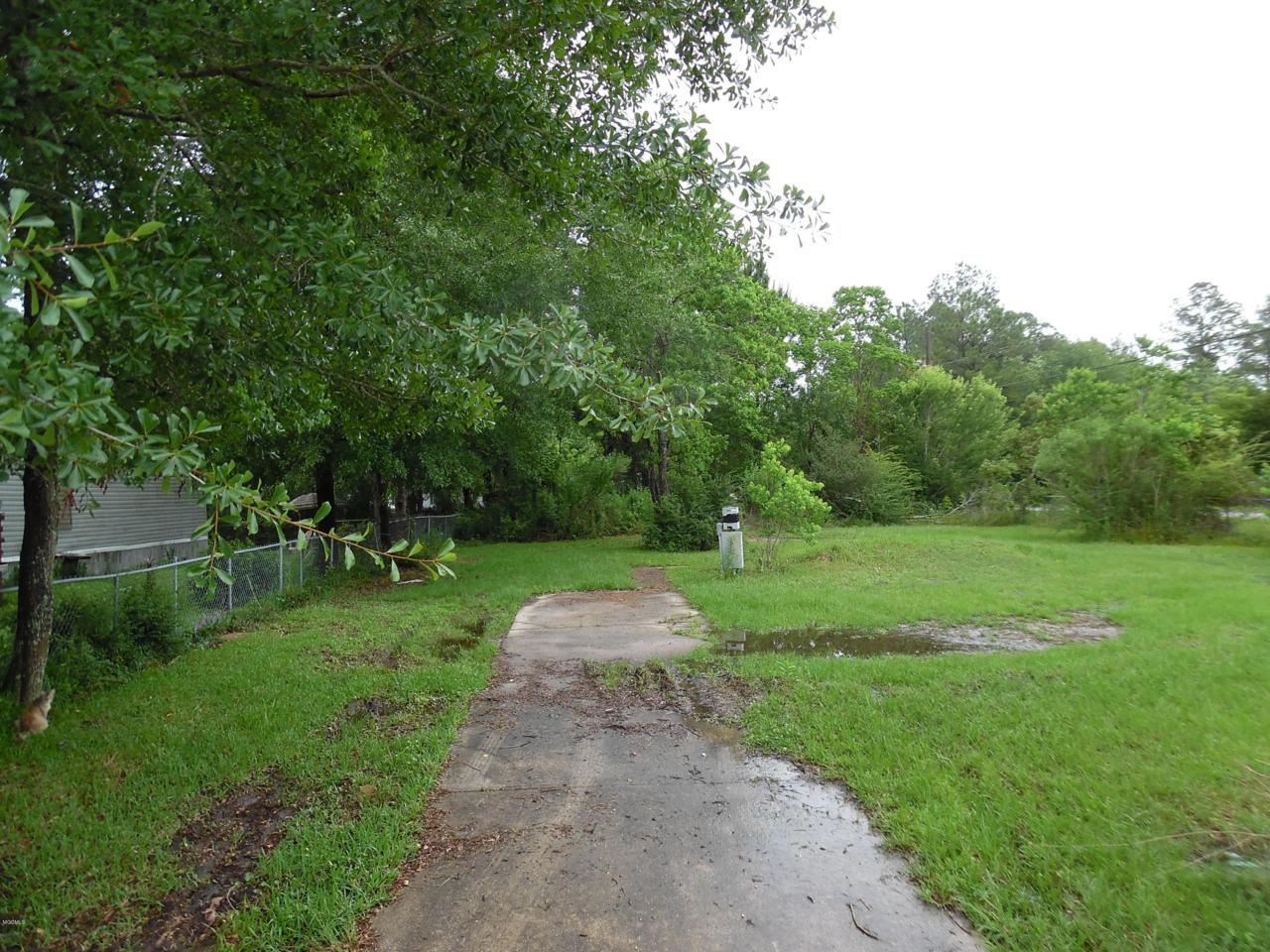 14404 Karen Ct - Photo 1