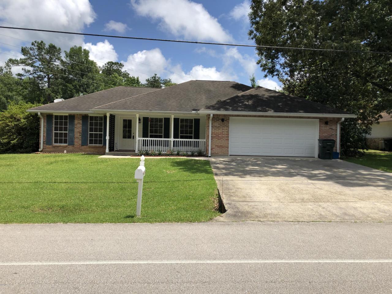 8720 Diamondhead Dr - Photo 1