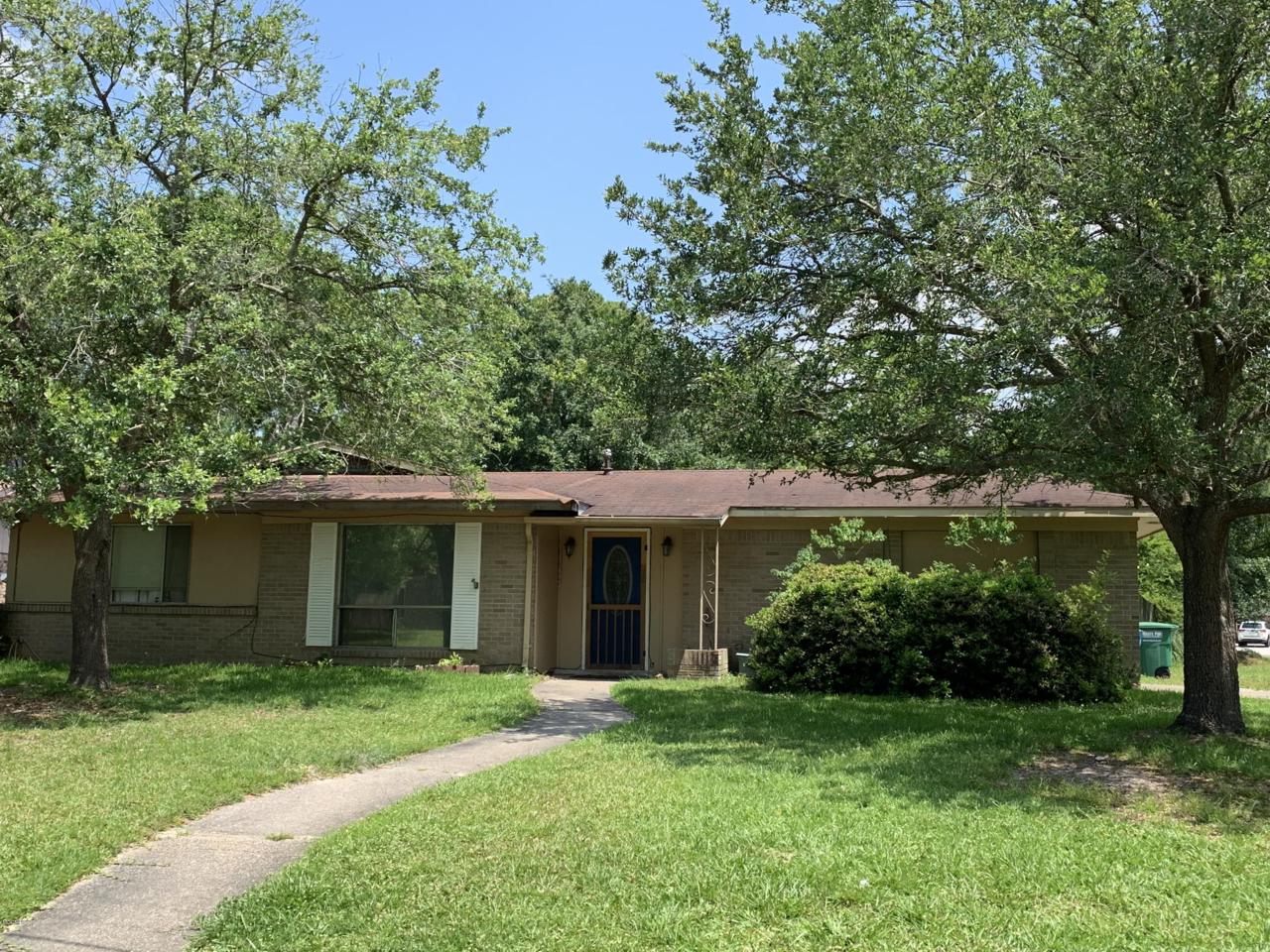 5217 Yorkshire Dr - Photo 1
