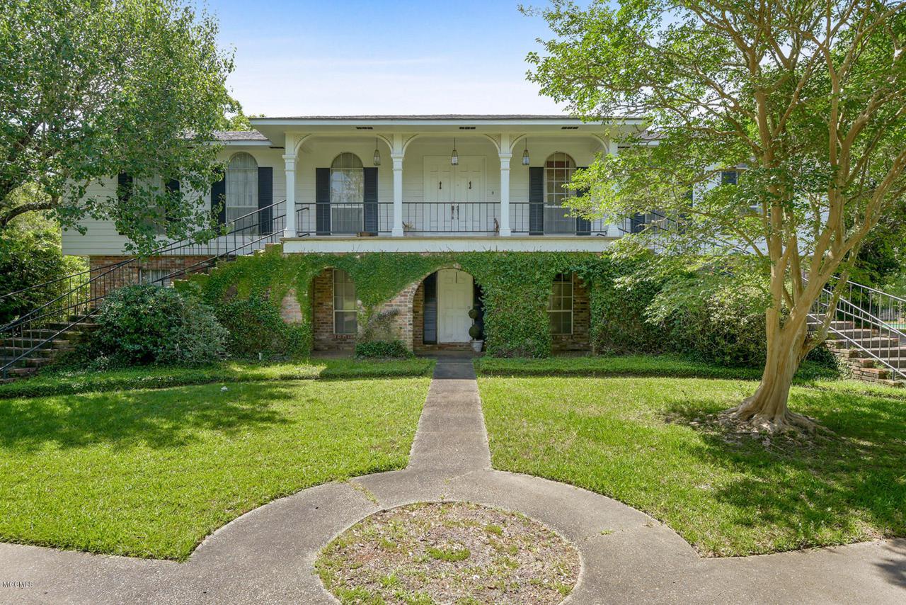 15 Bayou View Dr - Photo 1
