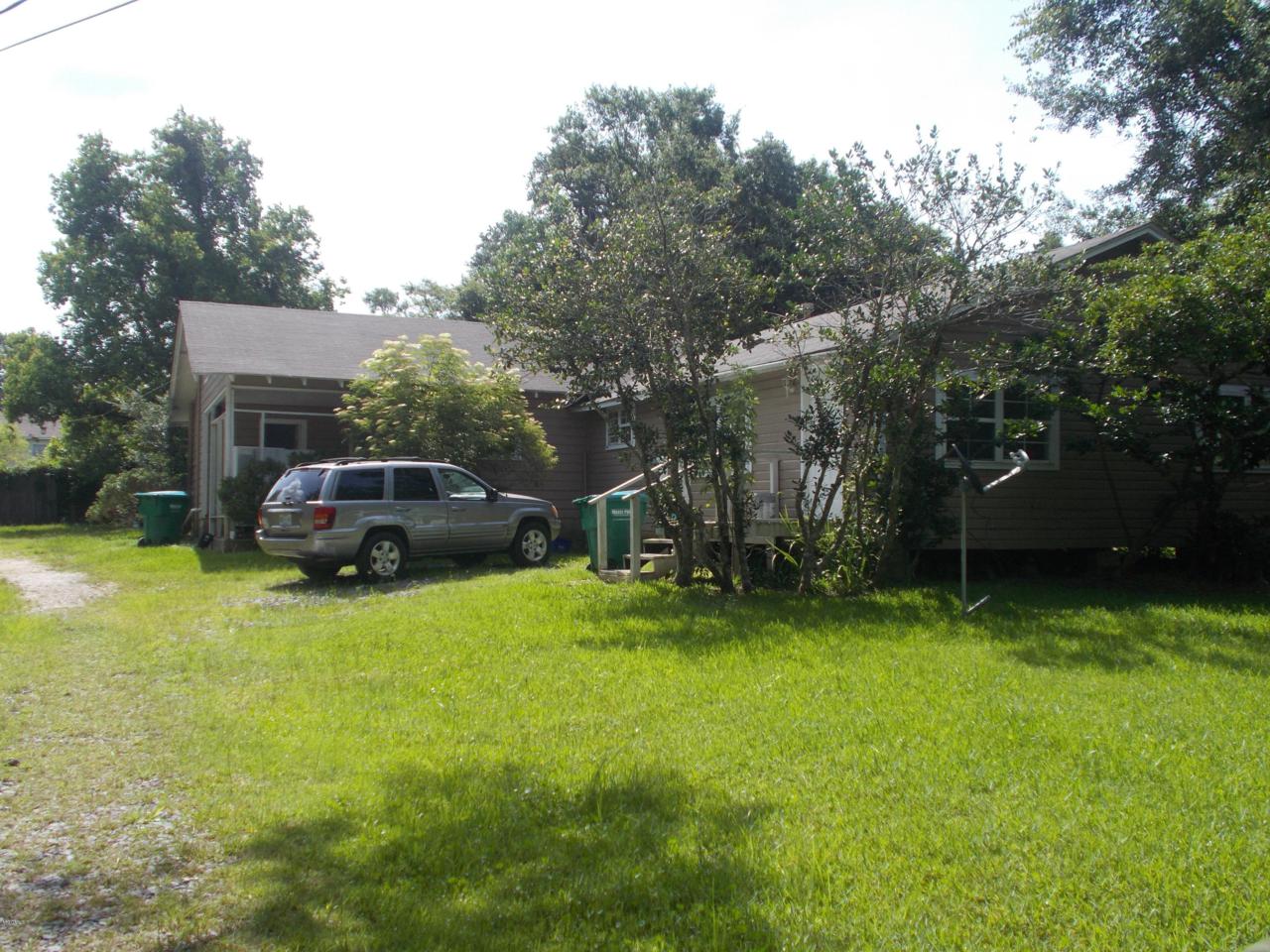 1332 Pine St - Photo 1