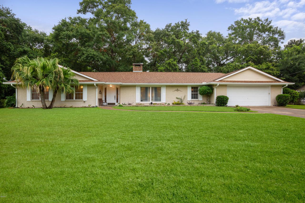 888 Hana Pl - Photo 1
