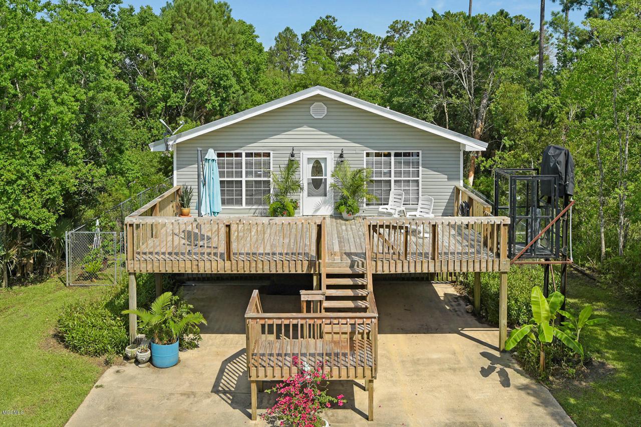 10058 Bayou View Dr - Photo 1