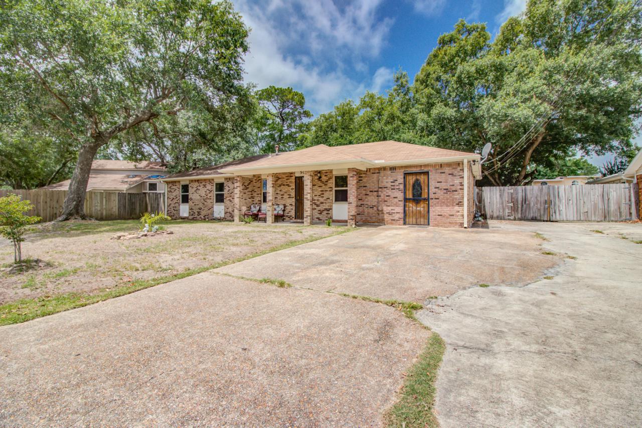 507 Magnolia Ln - Photo 1