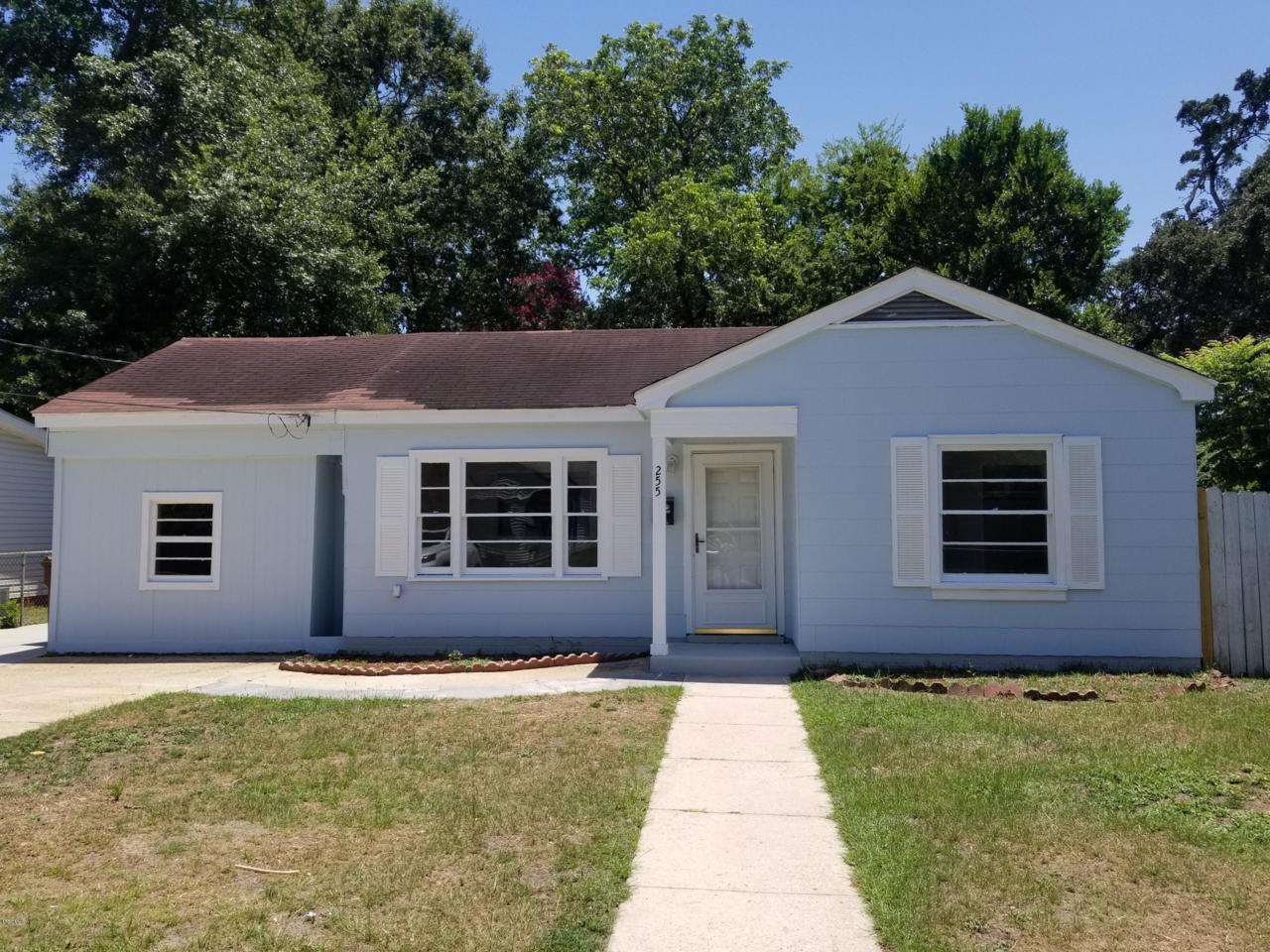255 Dewey Cir - Photo 1