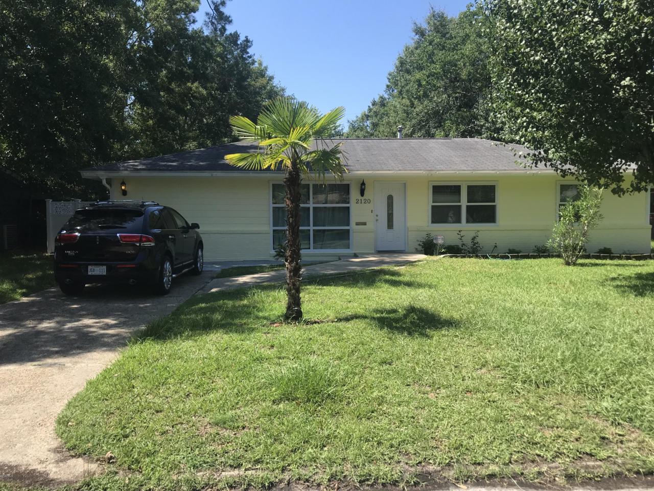 2120 Paul Harvey Ave - Photo 1