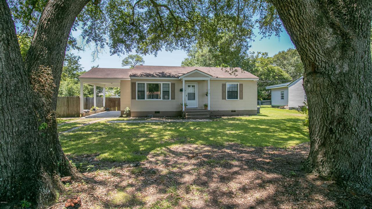 3715 Washington Ave - Photo 1