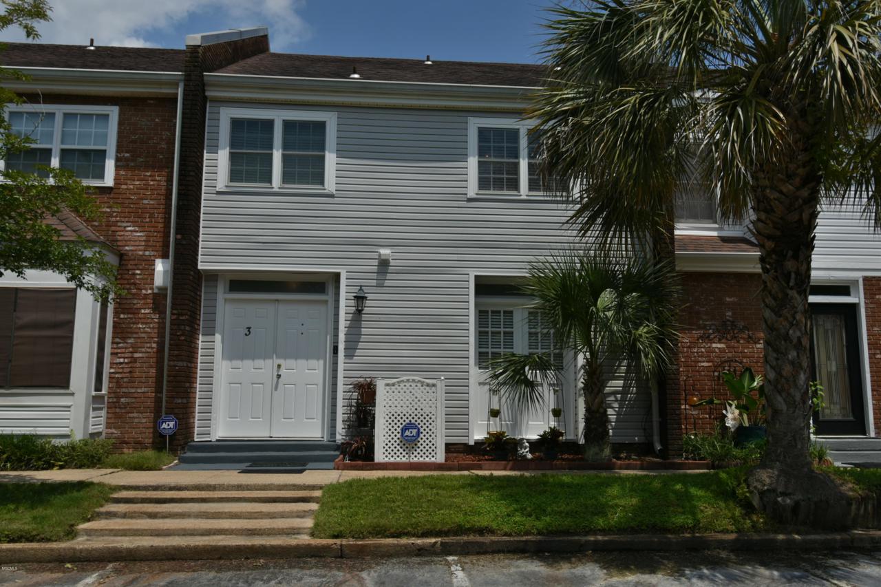 928 Courthouse Rd - Photo 1
