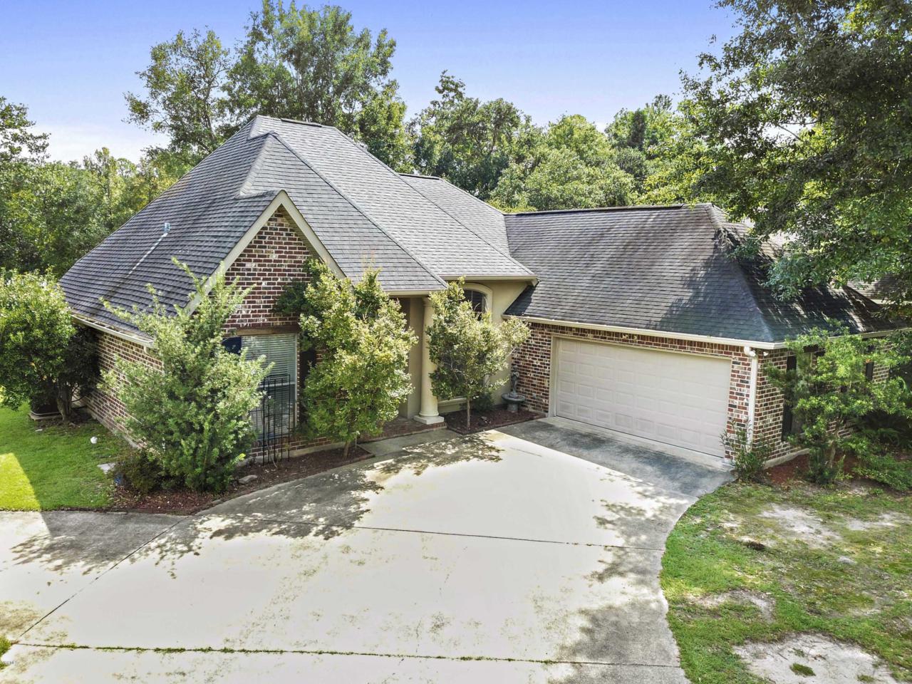 63715 Diamondhead Dr - Photo 1