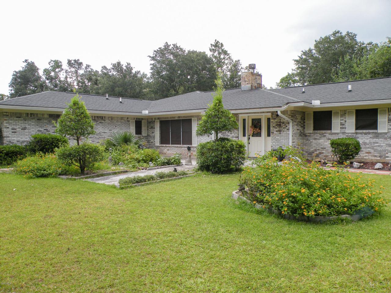 6433 Hans Rd - Photo 1